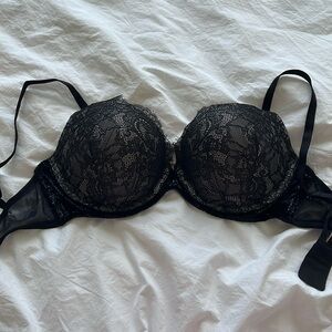 Victoria’s Secret very sexy push up bra